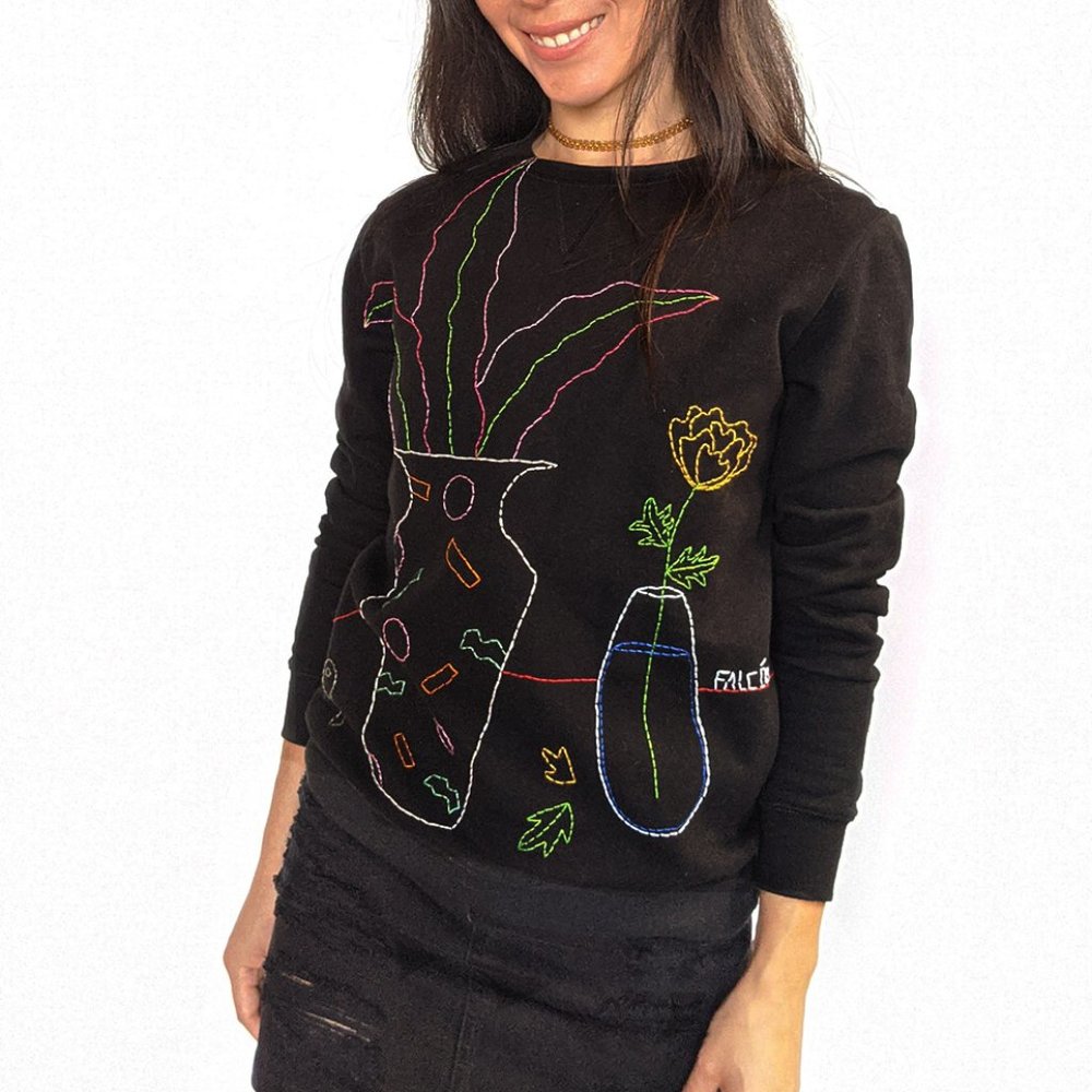 Falcón brand, plant lover black pullover